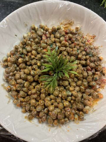 Fake curried peas, commissioned for a theatre show Prop curried peas